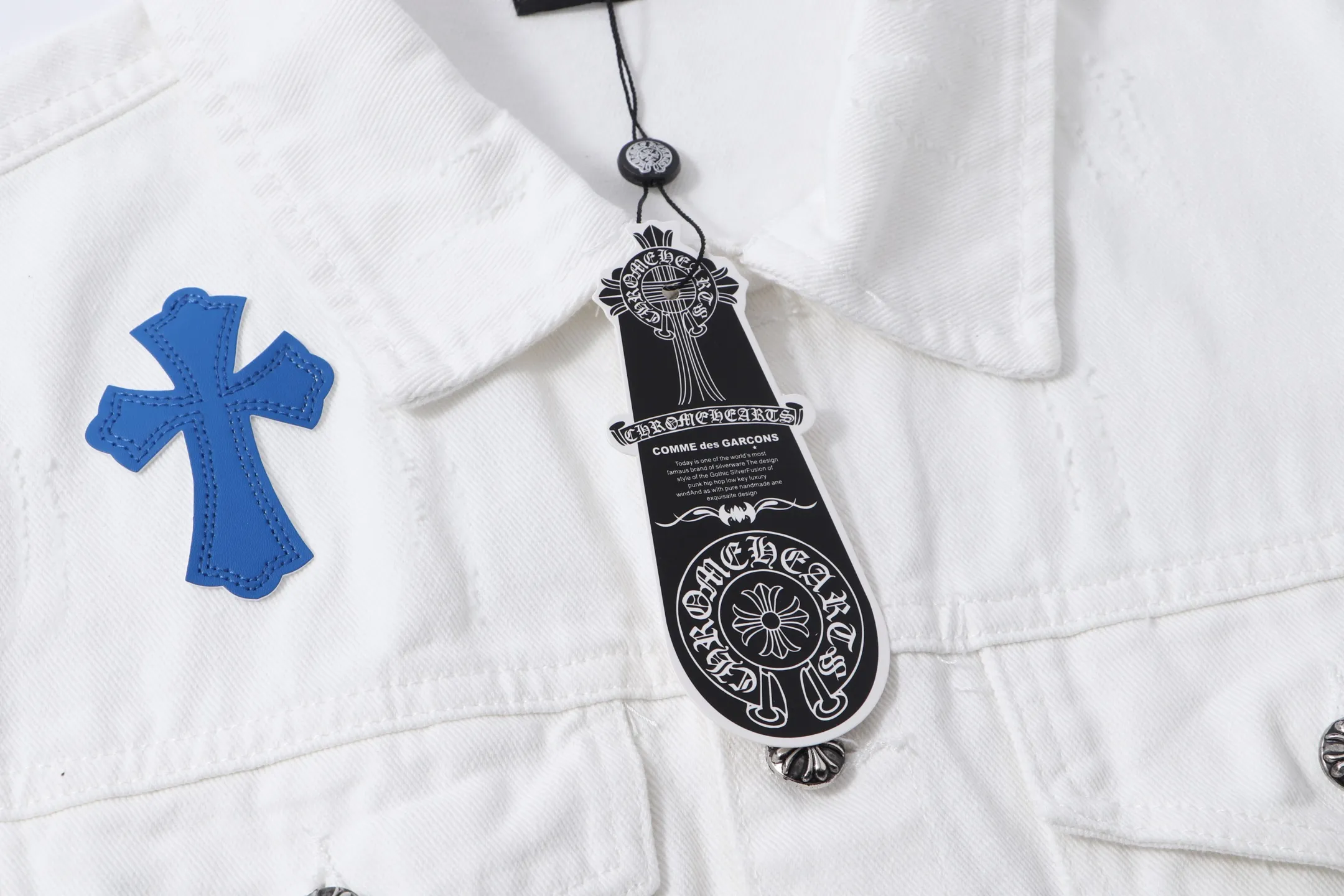 P310 Chrome Hearts Chrome Hearts leather cross-piece embroidered shirt denim jacket Color: black blue black Size: M L XL XXL XXXL